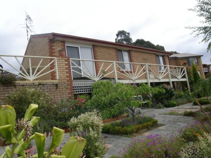 1/10 Opal Drive, Blackmans Bay TAS 7052