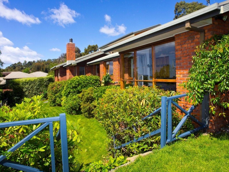 8 Seabreeze Court, Kingston Beach TAS 7050