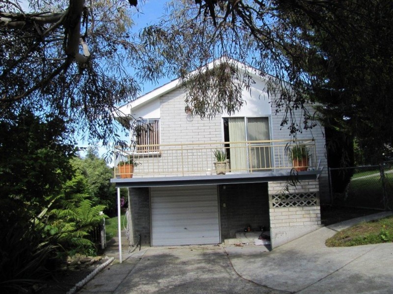 9 Bay Court, Blackmans Bay TAS 7052
