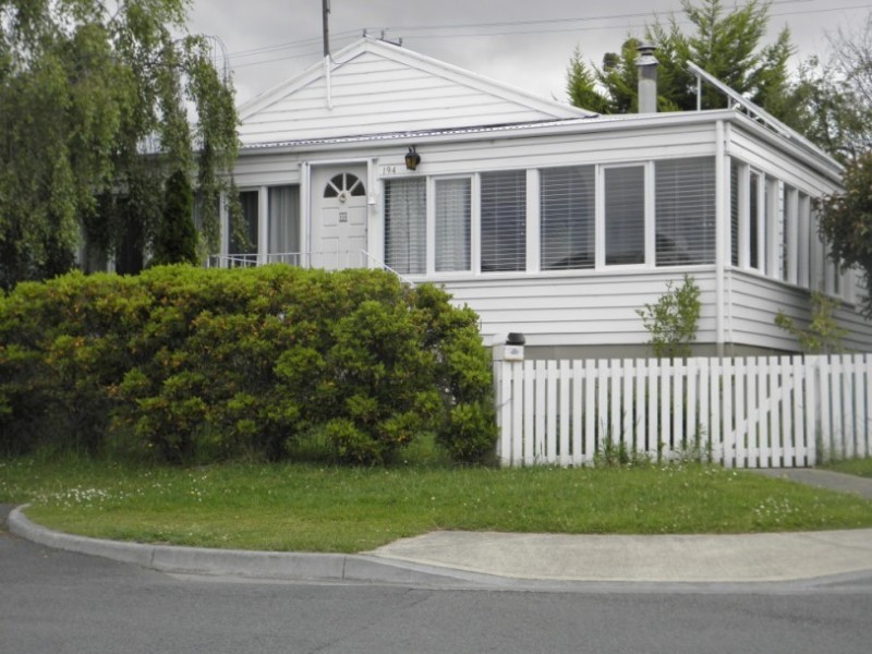 194 Roslyn Avenue, Blackmans Bay TAS 7052