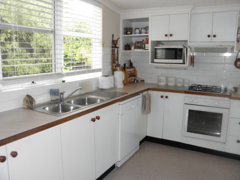 194 Roslyn Avenue, Blackmans Bay TAS 7052