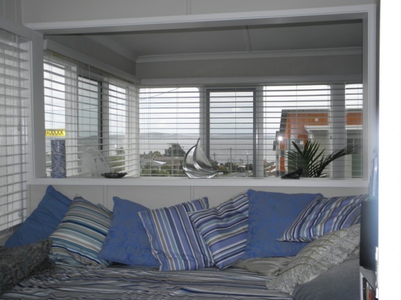 194 Roslyn Avenue, Blackmans Bay TAS 7052