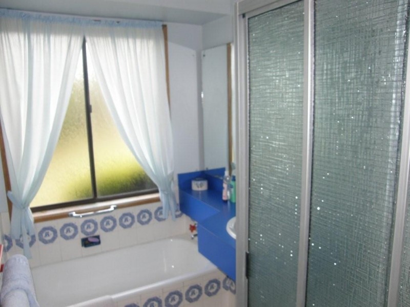 260 Redwood Road, Kingston TAS 7050