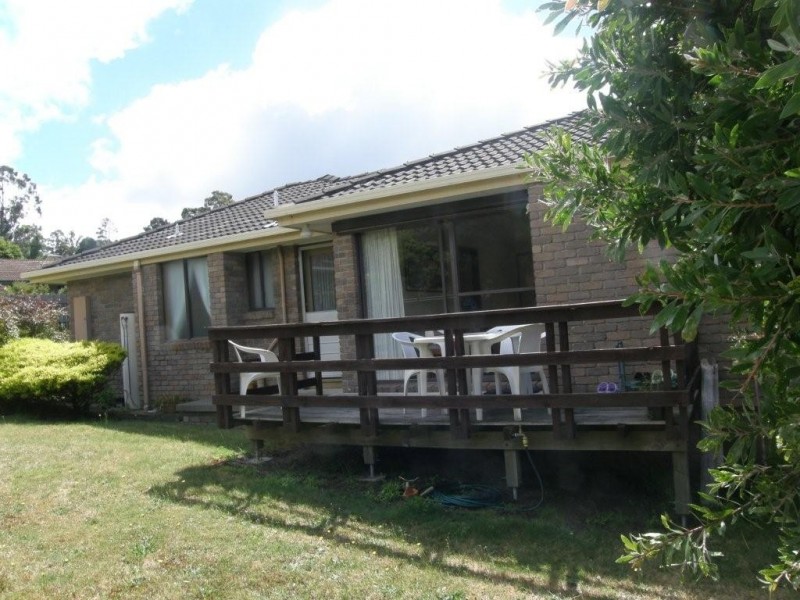 260 Redwood Road, Kingston TAS 7050