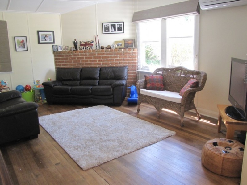 15 Gourlay Street, Blackmans Bay TAS 7052