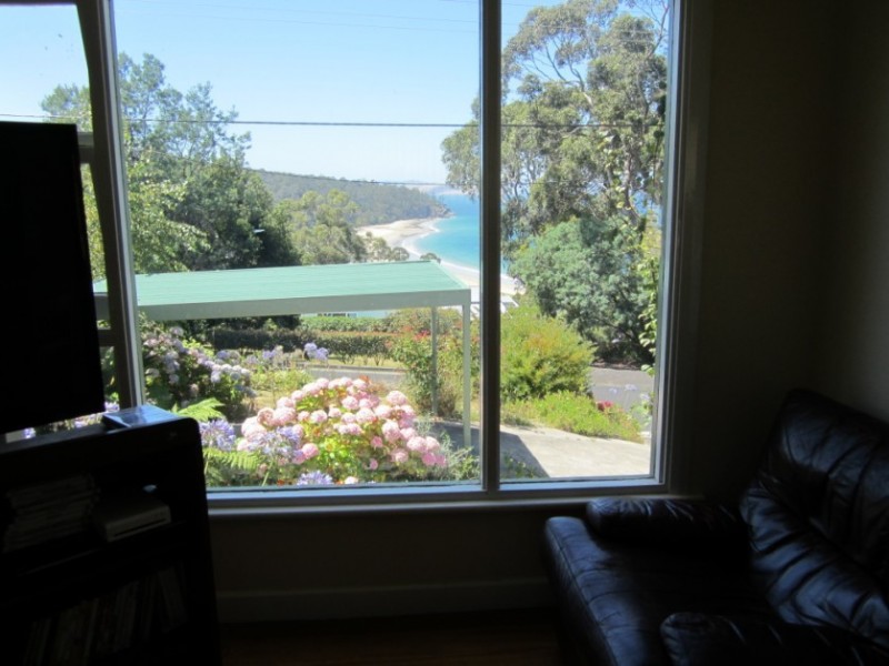 8 Auburn Road, Kingston Beach TAS 7050