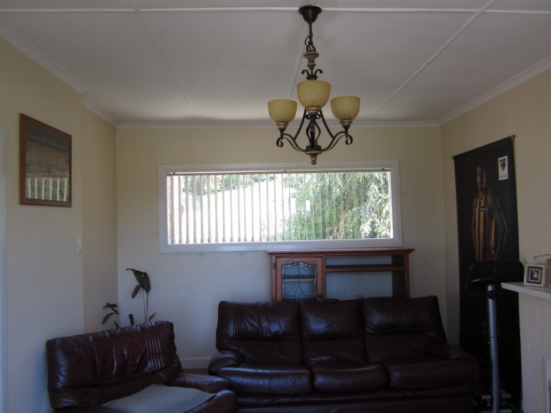8 Auburn Road, Kingston Beach TAS 7050