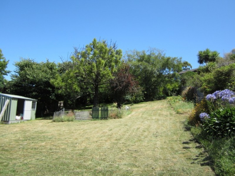 8 Auburn Road, Kingston Beach TAS 7050