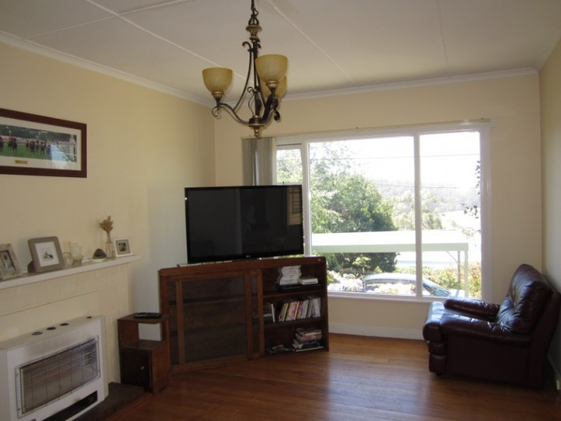8 Auburn Road, Kingston Beach TAS 7050