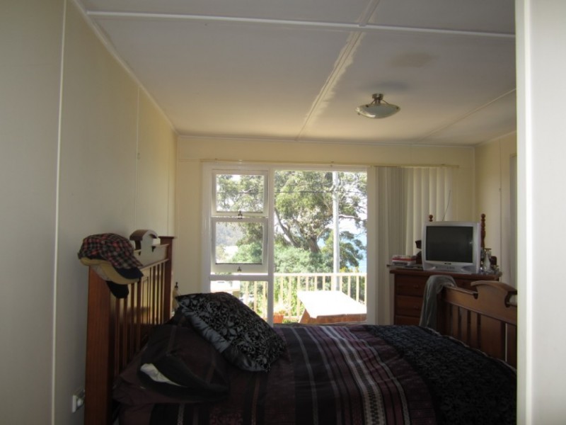 8 Auburn Road, Kingston Beach TAS 7050