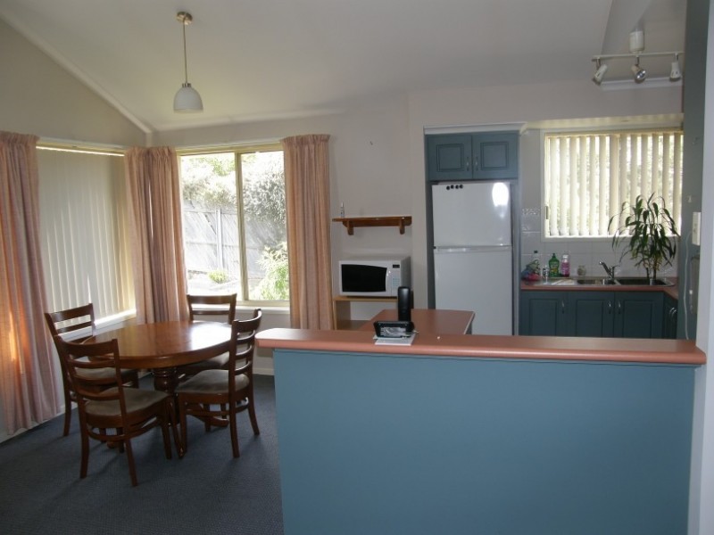 2/44 Drysdale Avenue, Kingston TAS 7050