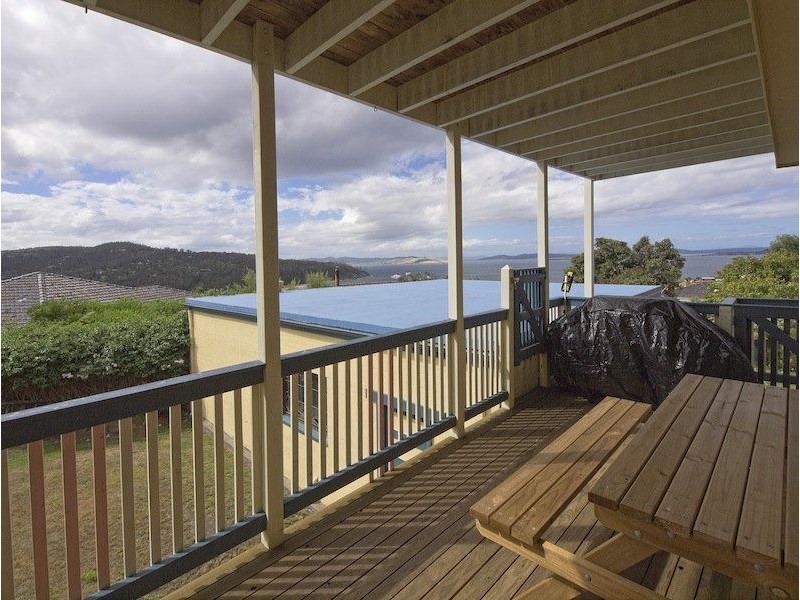 18 Katandra Crescent, Kingston Beach TAS 7050