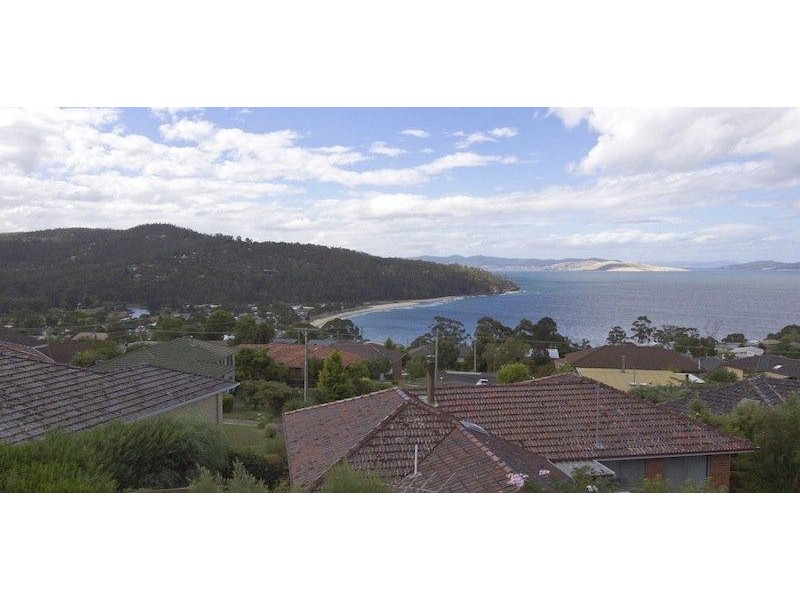 18 Katandra Crescent, Kingston Beach TAS 7050