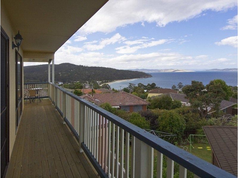 18 Katandra Crescent, Kingston Beach TAS 7050