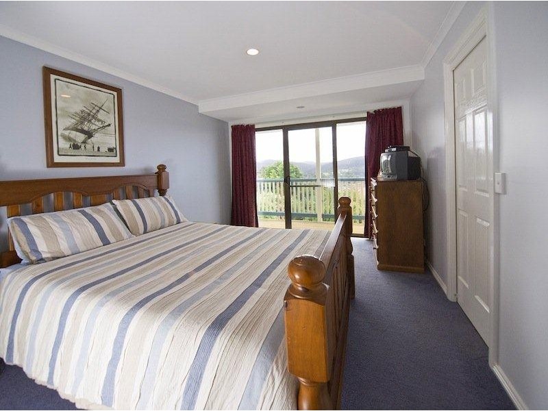 18 Katandra Crescent, Kingston Beach TAS 7050