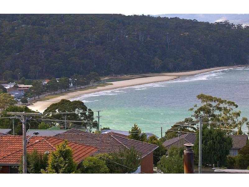 18 Katandra Crescent, Kingston Beach TAS 7050