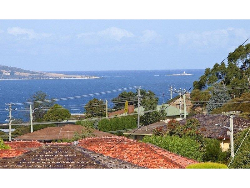 18 Katandra Crescent, Kingston Beach TAS 7050