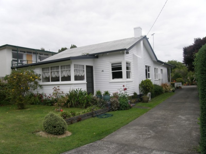 26 Gourlay Street, Blackmans Bay TAS 7052