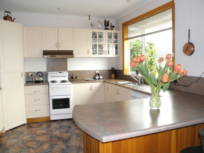 26 Gourlay Street, Blackmans Bay TAS 7052