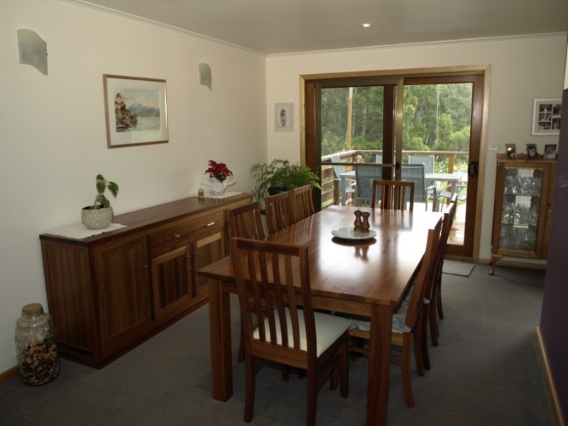 596 Sandfly Road, Sandfly TAS 7150