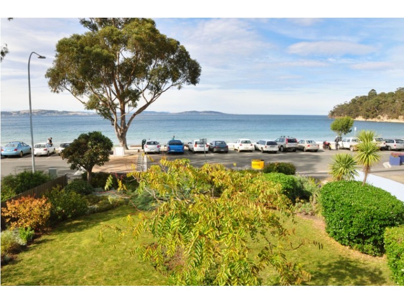 30 Osborne Esplanade, Kingston Beach TAS 7050