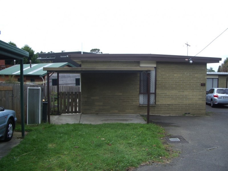 1 158C Roslyn Avenue, Blackmans Bay TAS 7052