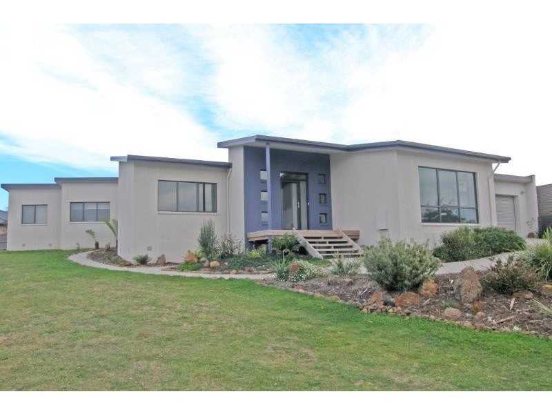 6 Raft Court, Kingston TAS 7050