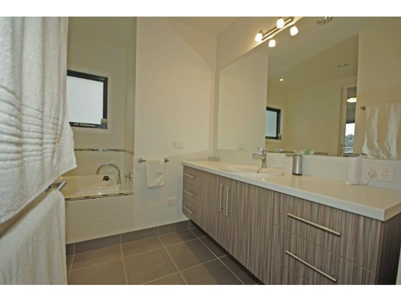 6 Raft Court, Kingston TAS 7050