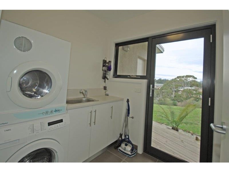 6 Raft Court, Kingston TAS 7050