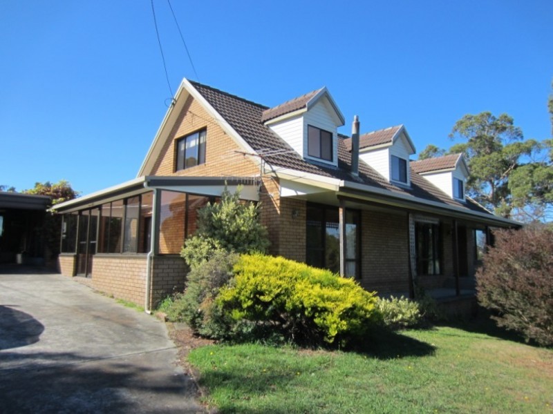 332 Howden Road, Howden TAS 7054