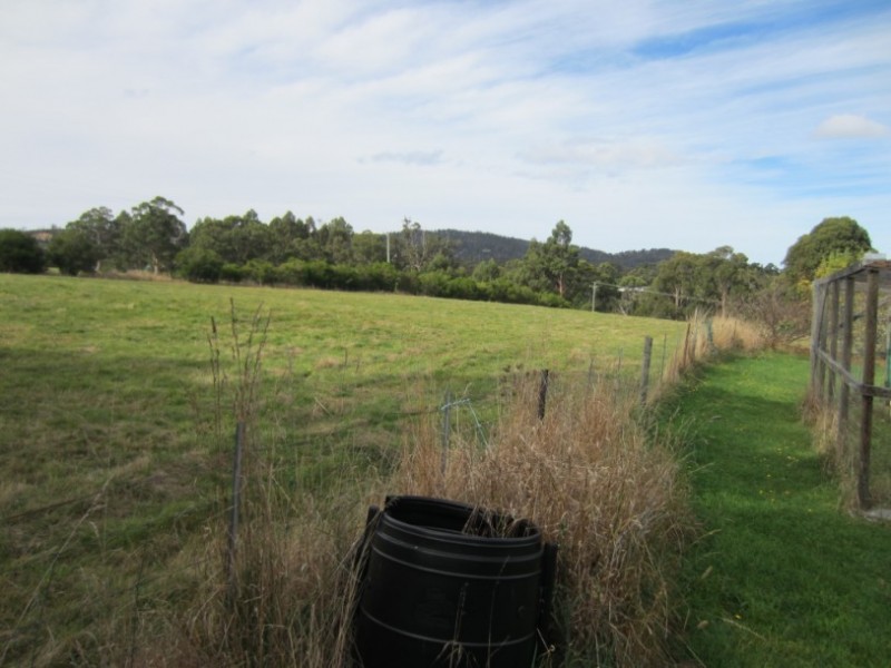 332 Howden Road, Howden TAS 7054