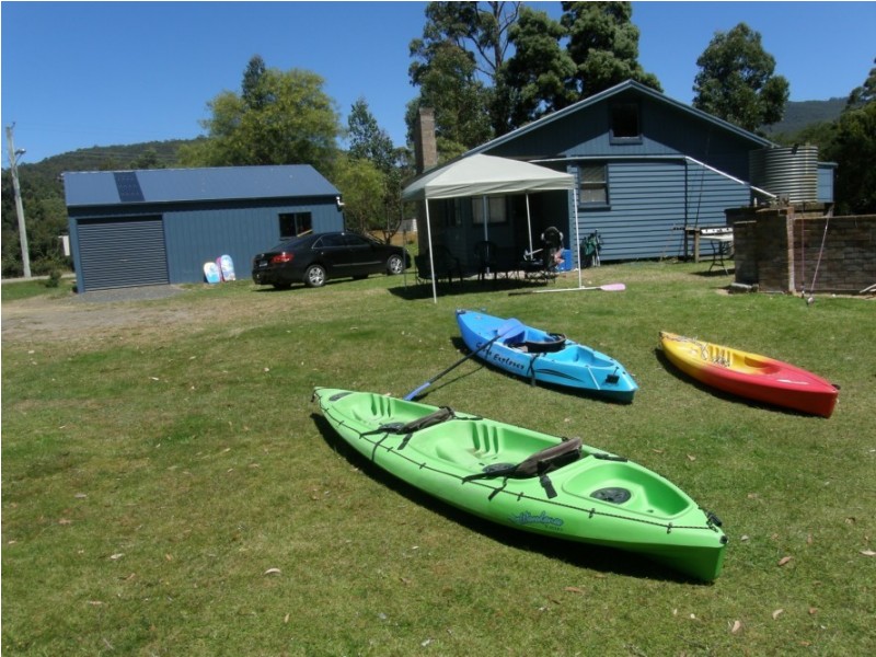 6 Lockleys Road, Adventure Bay TAS 7150