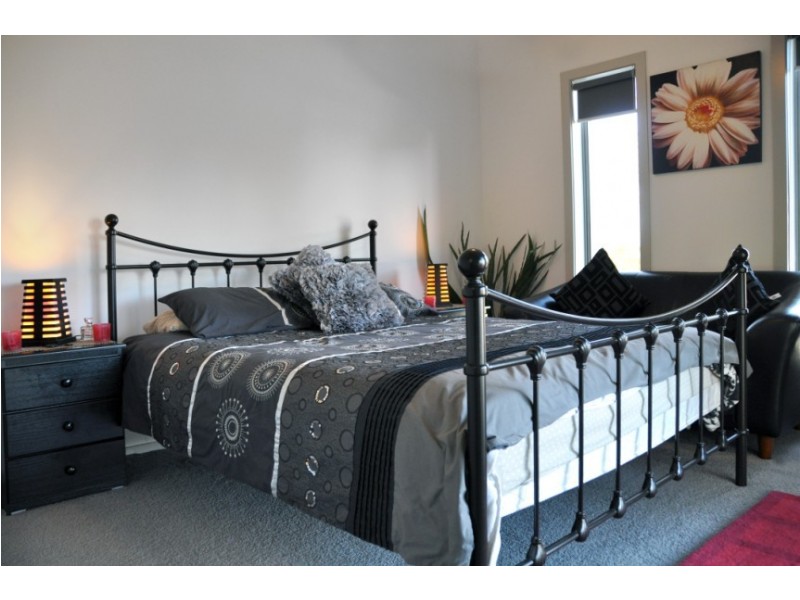 11B Willowbend Rd, Kingston TAS 7050