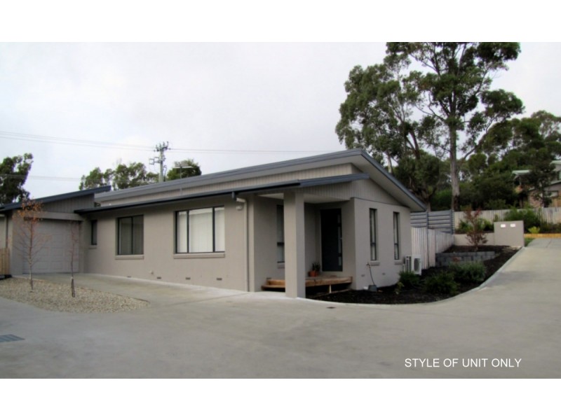 1/62 Burwood Drive, Blackmans Bay TAS 7052