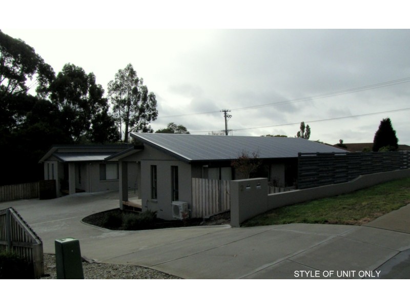 1/62 Burwood Drive, Blackmans Bay TAS 7052