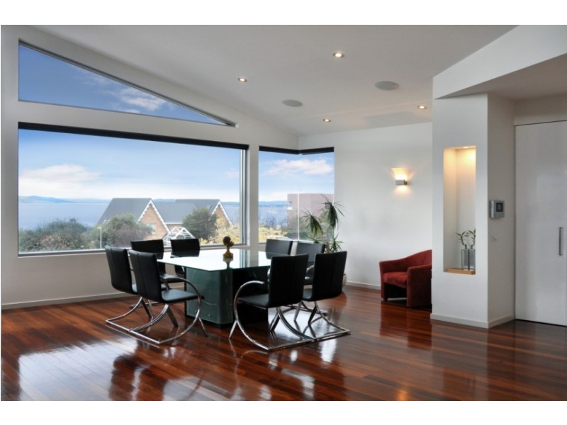 22 Suncoast Dr, Blackmans Bay TAS 7052
