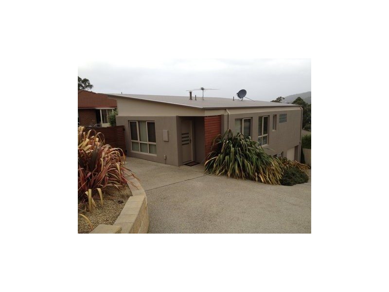 1/23 Hillside Drive, Blackmans Bay TAS 7052