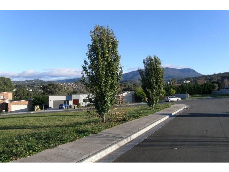 2 Old Farmhouse Court, Kingston TAS 7050