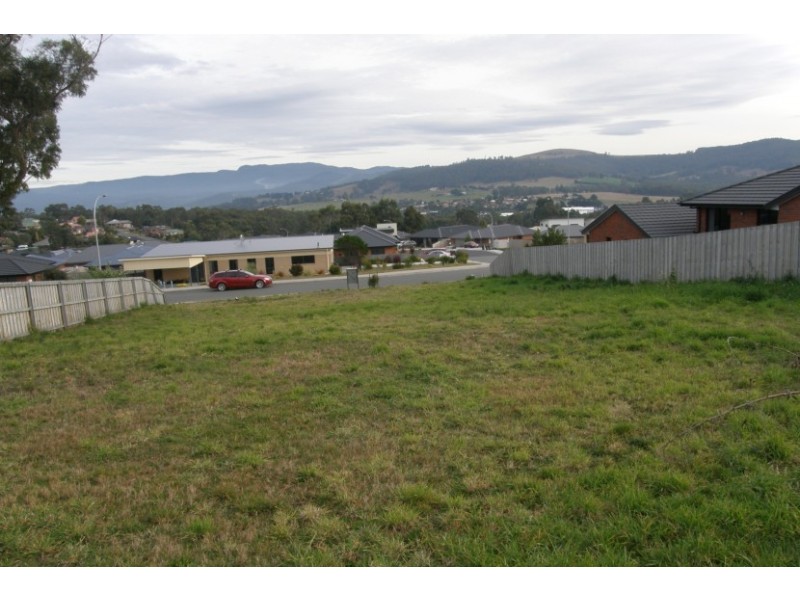24 Kingfisher Street, Kingston TAS 7050