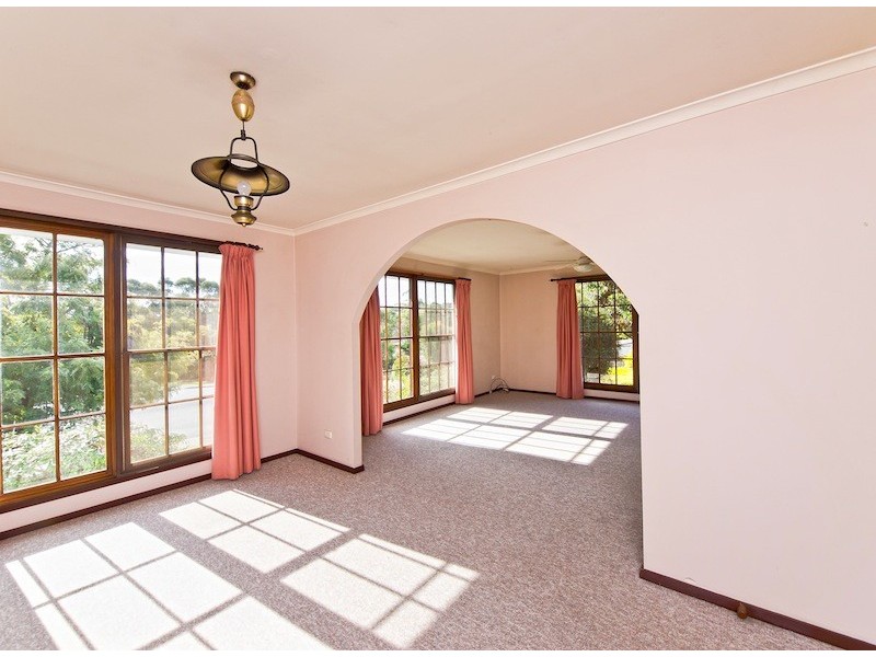 10 Hawthorn Drive, Kingston TAS 7050