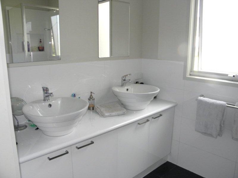 15 Taranaki Place, Snug TAS 7054