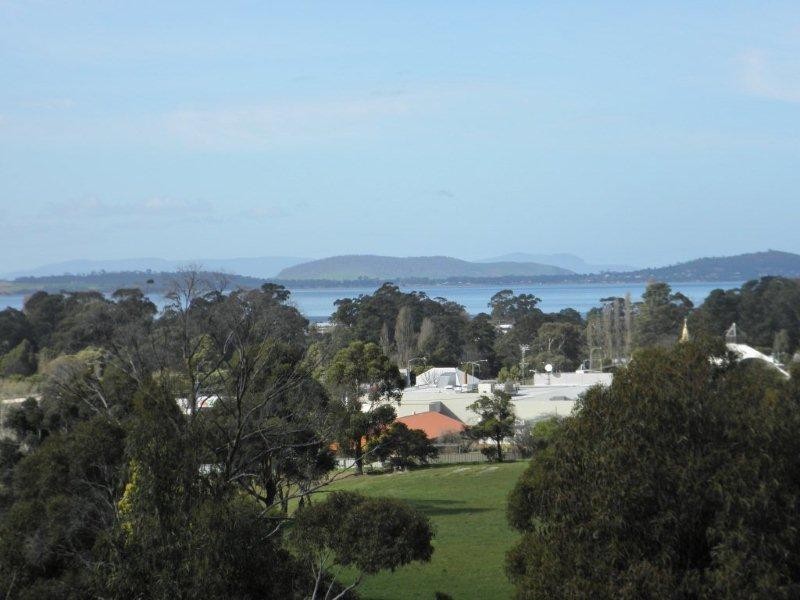 24 Malachi Drive, Kingston TAS 7050