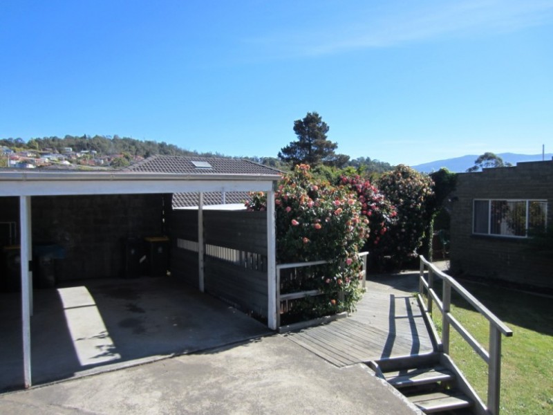 1/8 Kingston Heights, Kingston Beach TAS 7050