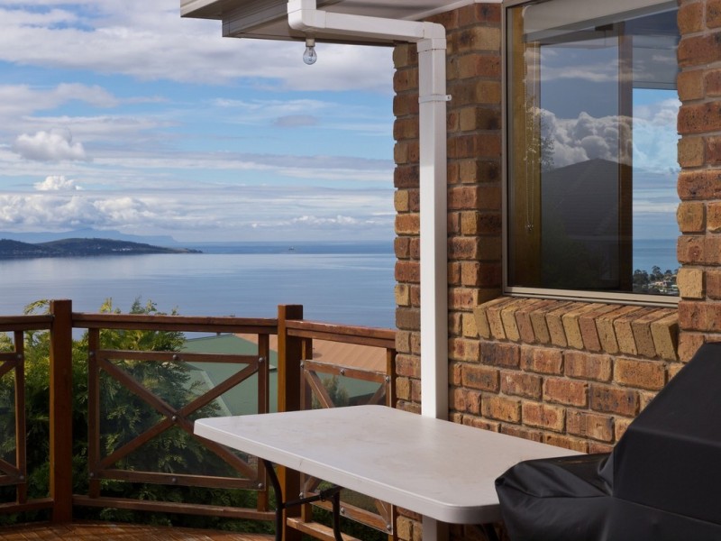 4 Timbertop Drive, Blackmans Bay TAS 7052