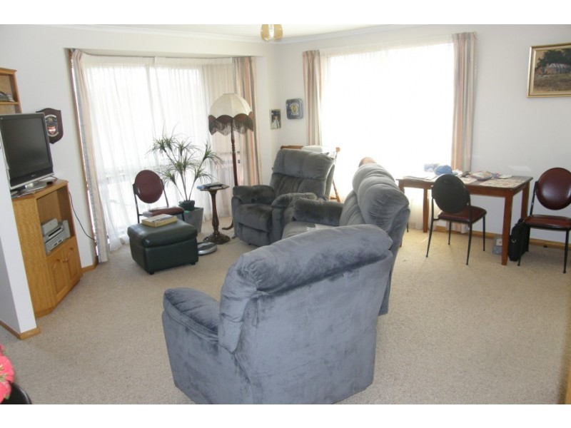 36 Village Drive, Kingston TAS 7050