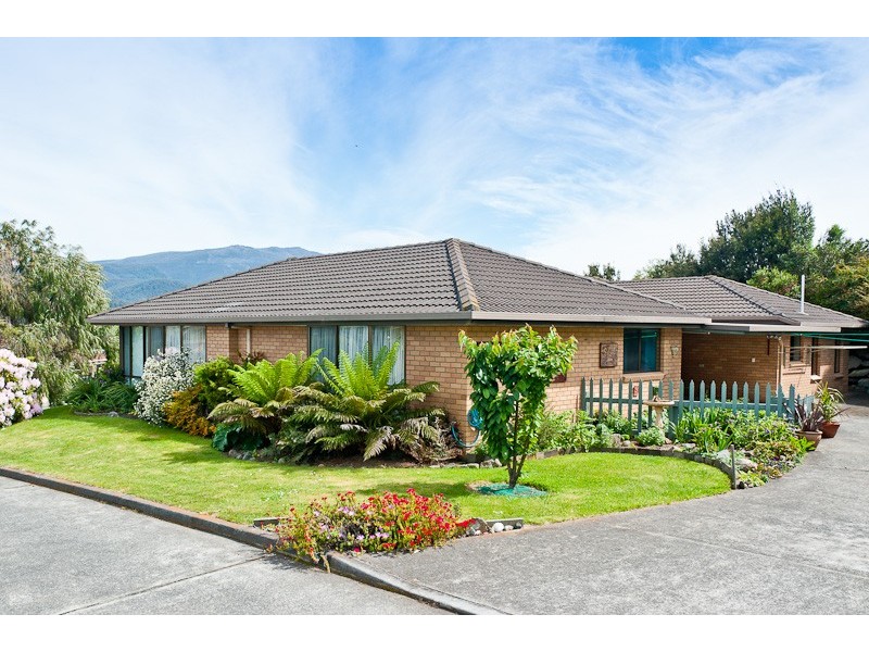 61 Village Drive, Kingston TAS 7050