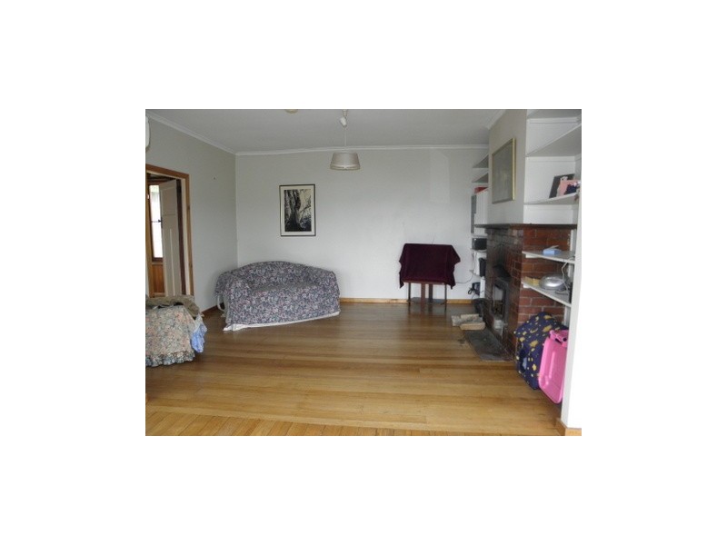 2 Blanche Avenue, Blackmans Bay TAS 7052