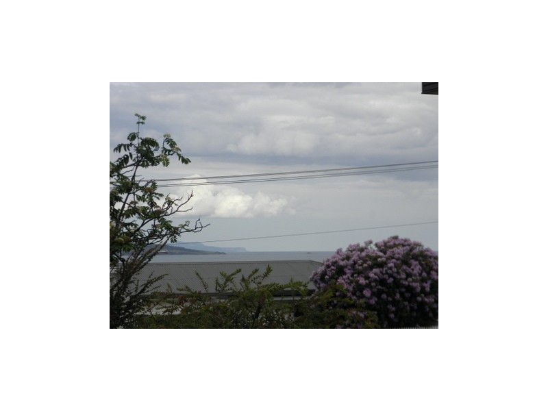 2 Blanche Avenue, Blackmans Bay TAS 7052