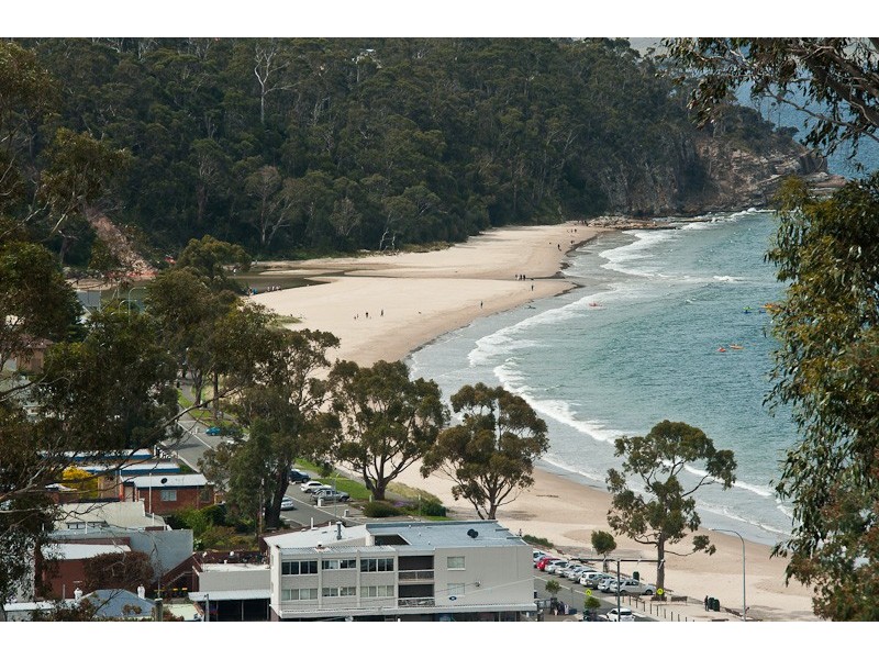 8 Auburn Road, Kingston Beach TAS 7050