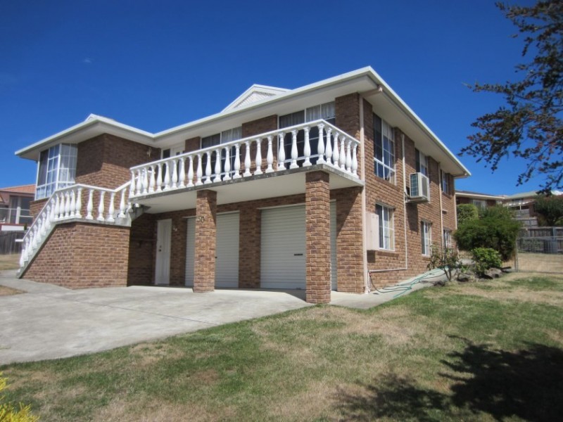 50 Suncoast Drive, Blackmans Bay TAS 7052